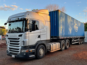 Camión portacontenedor para unidades de 20 y 40 pies